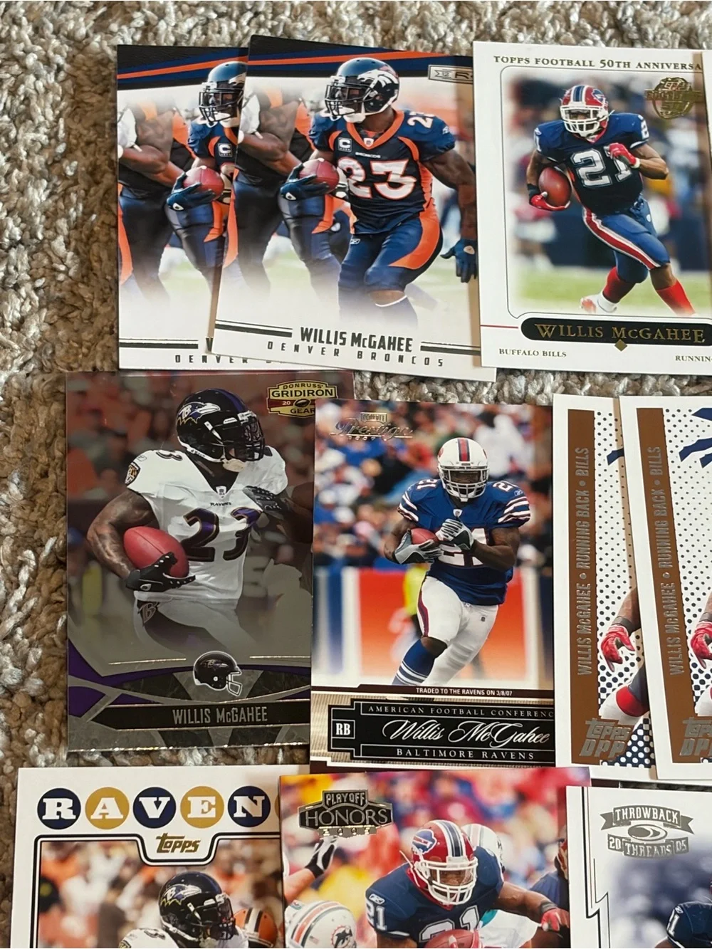 Lot of 28 Willis McGahee football cards Buffalo Bills Miami Baltimore Ravens